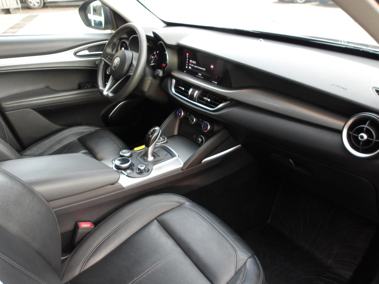 Alfa Romeo Stelvio 2.2 t Executive Q4 210cv auto