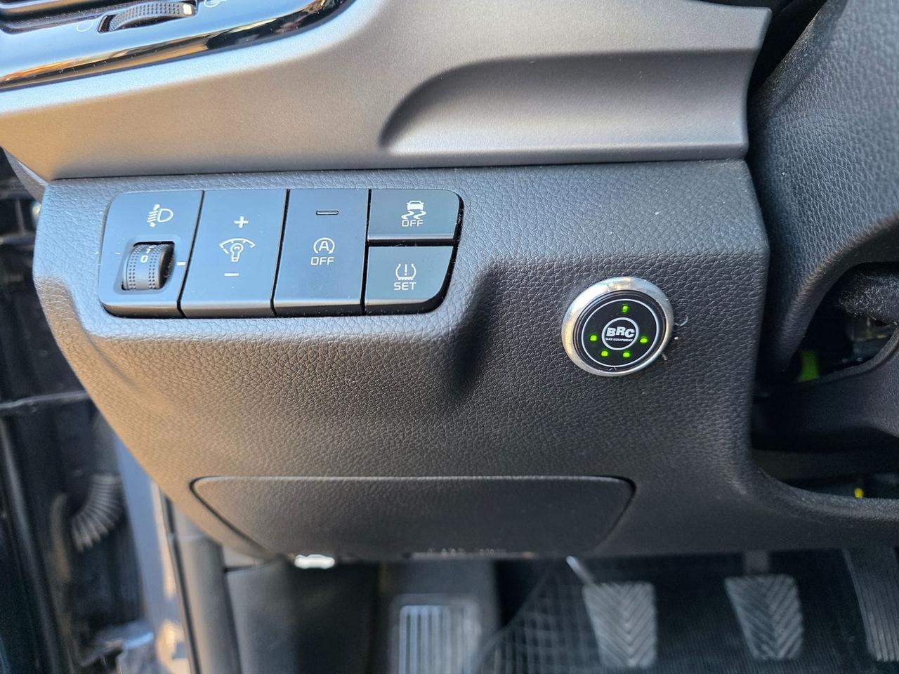 Kia Stonic 1.2 Eco LPG Style #8273