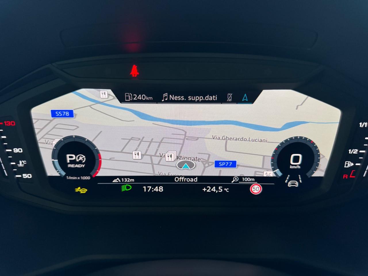 Audi A1 Allstreet 35 TFSI 150cv S Tronic S line Interiors