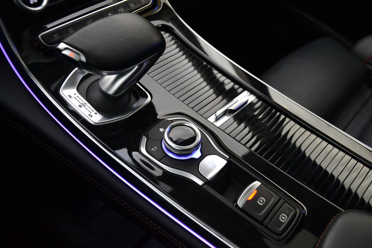 Renault Espace 2.0 dCi 190CV EDC INITIALE PARIS 4CONTROL 7 POSTI