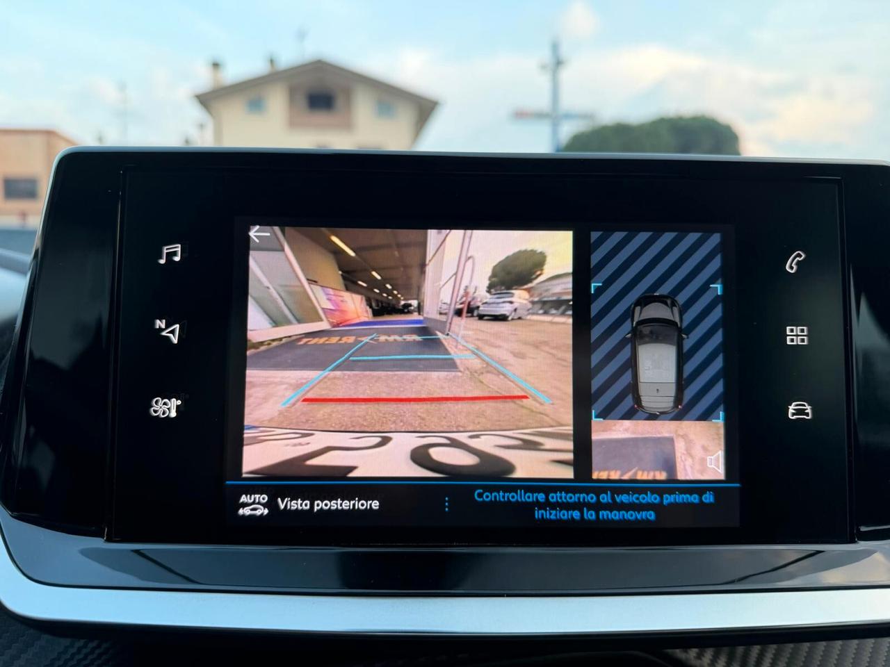 Peugeot 208 5 porte Active SOLO 5000 KM