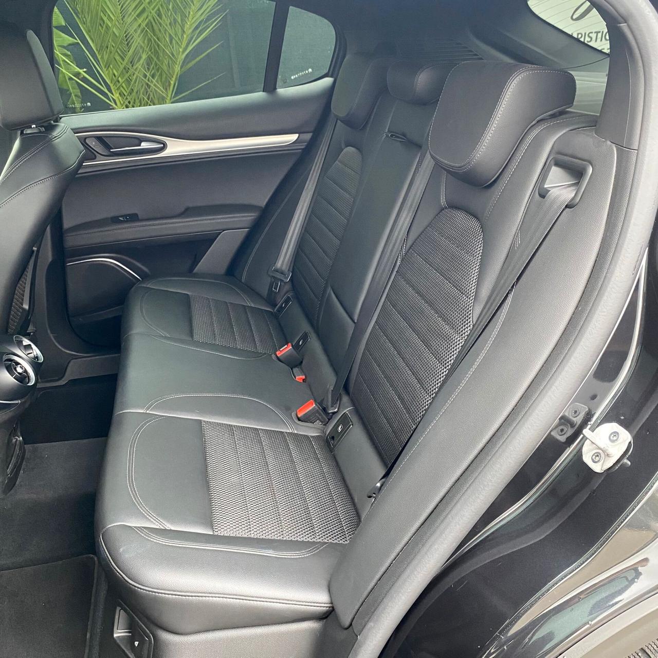Alfa Romeo Stelvio 2.2 Turbodiesel 190 CV AT8 Q4 Sprint