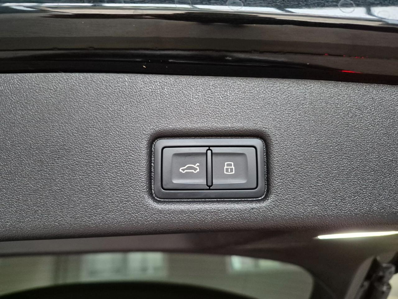 Audi Q5 2.0 TDI QUATTRO S TRONIC LINE EDITION- RESTYLING