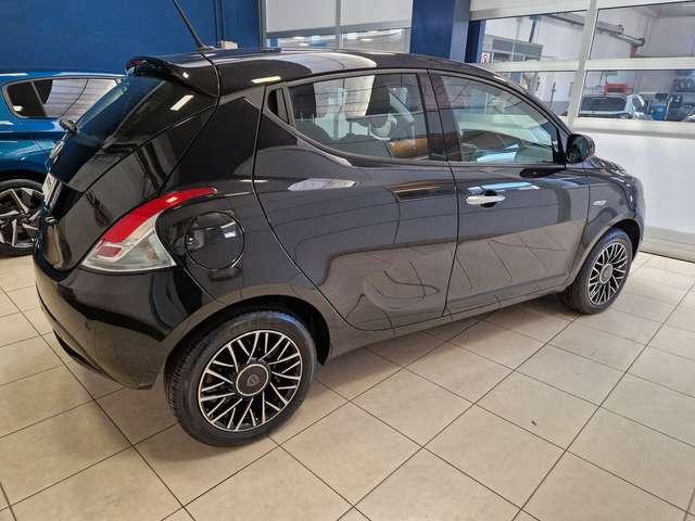 Lancia Ypsilon Ypsilon 1.0 FireFly 5 porte S&S Hybrid Platino