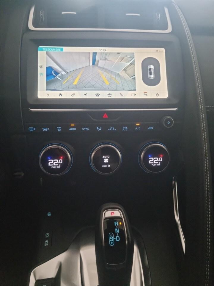 JAGUAR E-Pace (X540) E-Pace 2.0D 150 CV A...