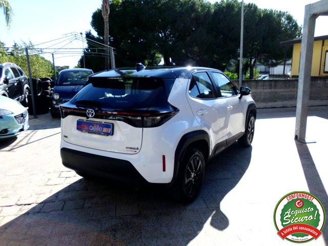 TOYOTA Yaris Cross 1.5 Hybrid 5p. E-CVT Active