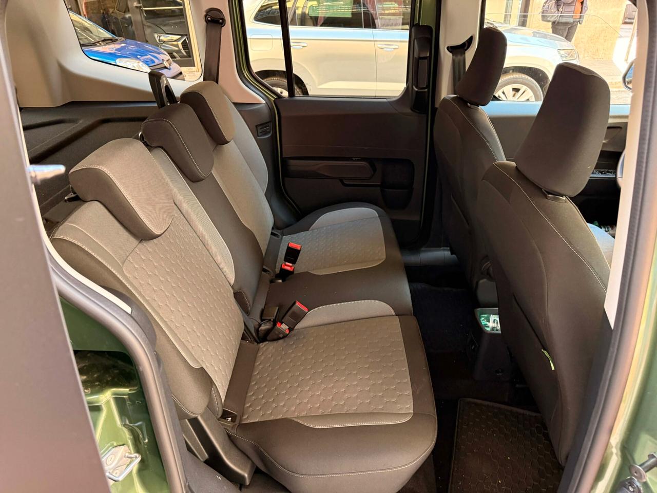 Ford Tourneo Courier 1.0 AUTOCARRO N1