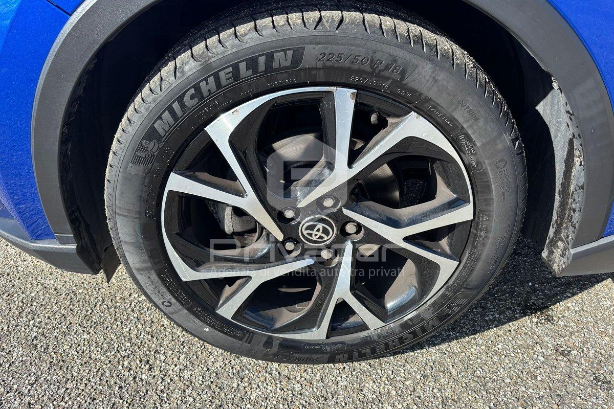 TOYOTA C-HR 2.0 Hybrid E-CVT Trend