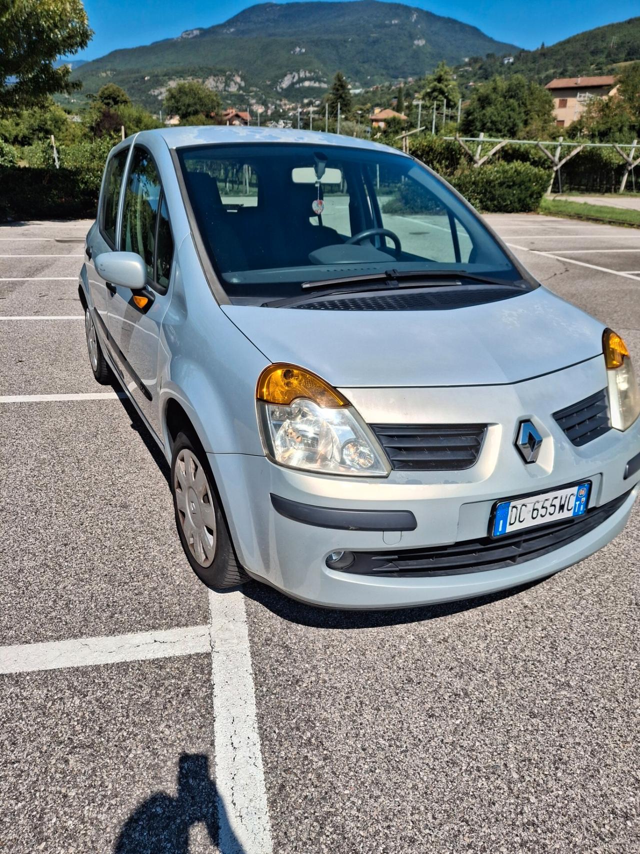 Renault Modus 1.2 16V Confort Dynamique