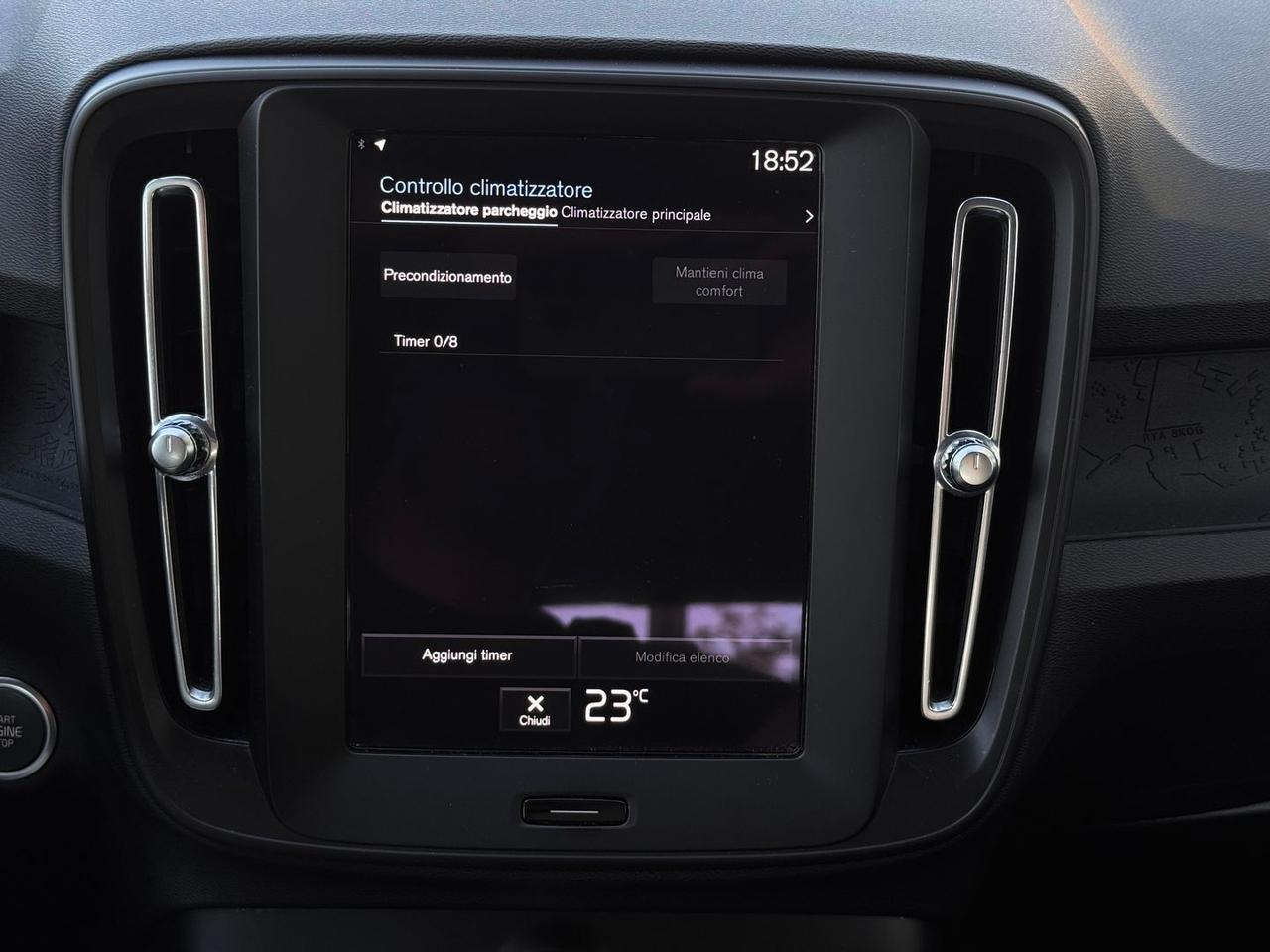 Volvo XC40 Essential T2 #50070