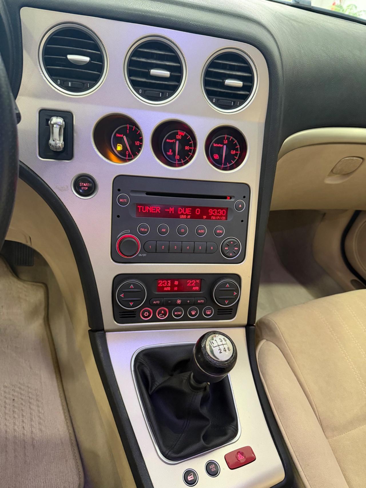 Alfa Romeo 159 1.9 JTDm Sportwagon Distinctive