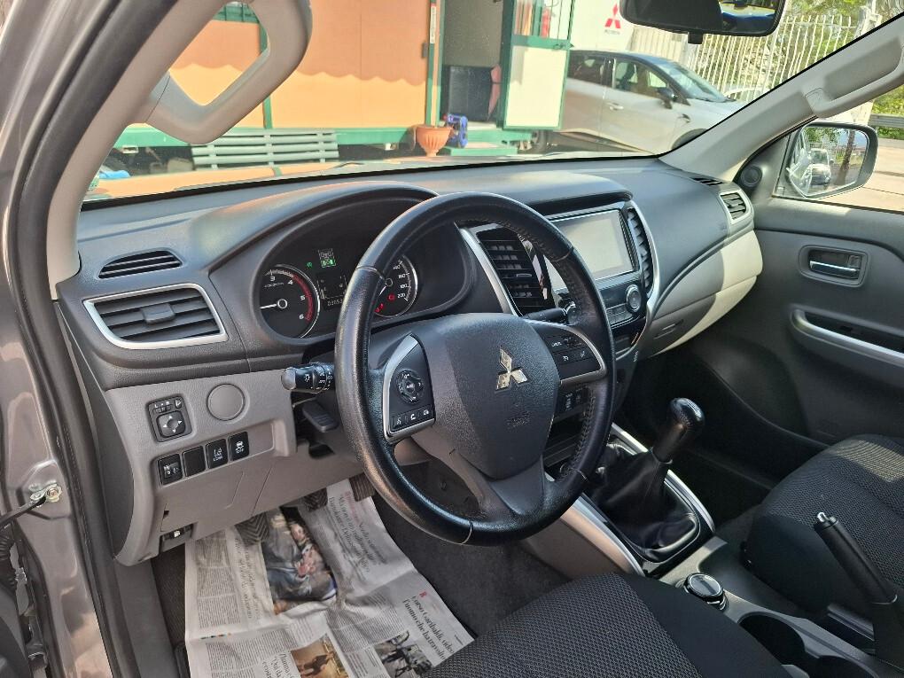 Mitsubishi L200 2.4 DI-D/154CV Double Cab Invite