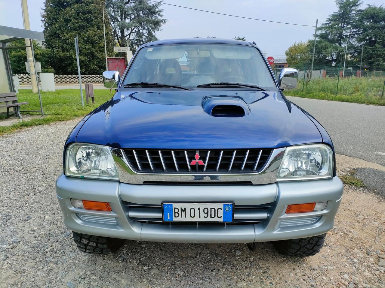 Mitsubishi L200 2.5 TDI 4WD Club Cab GLS Targ.