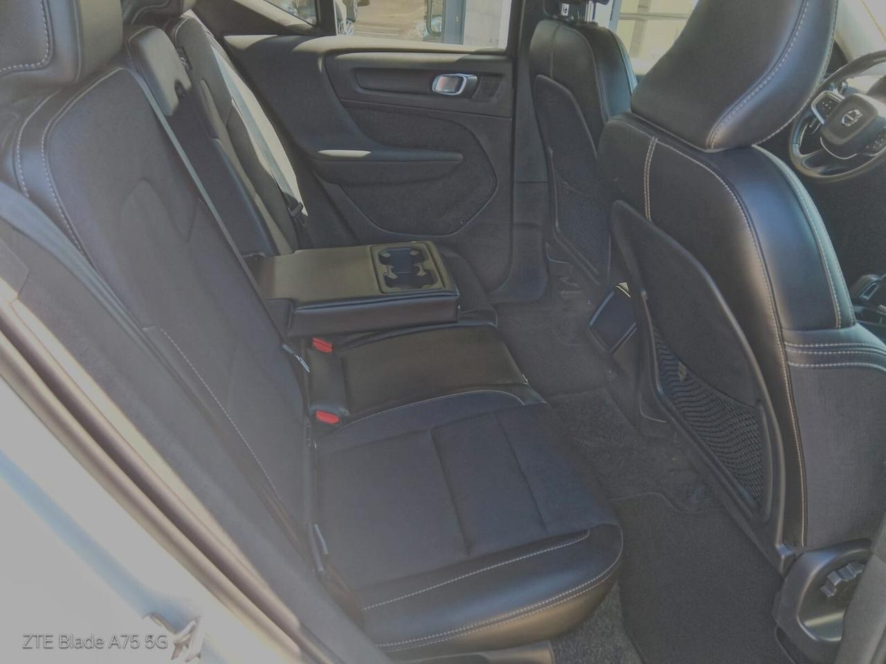 Volvo XC40 AWD