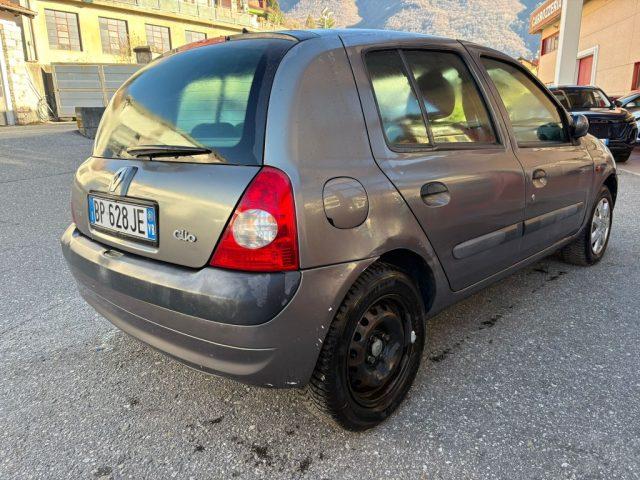 RENAULT Clio 1.2 16V cat 5 porte ADATTA A NEOPATENTATI
