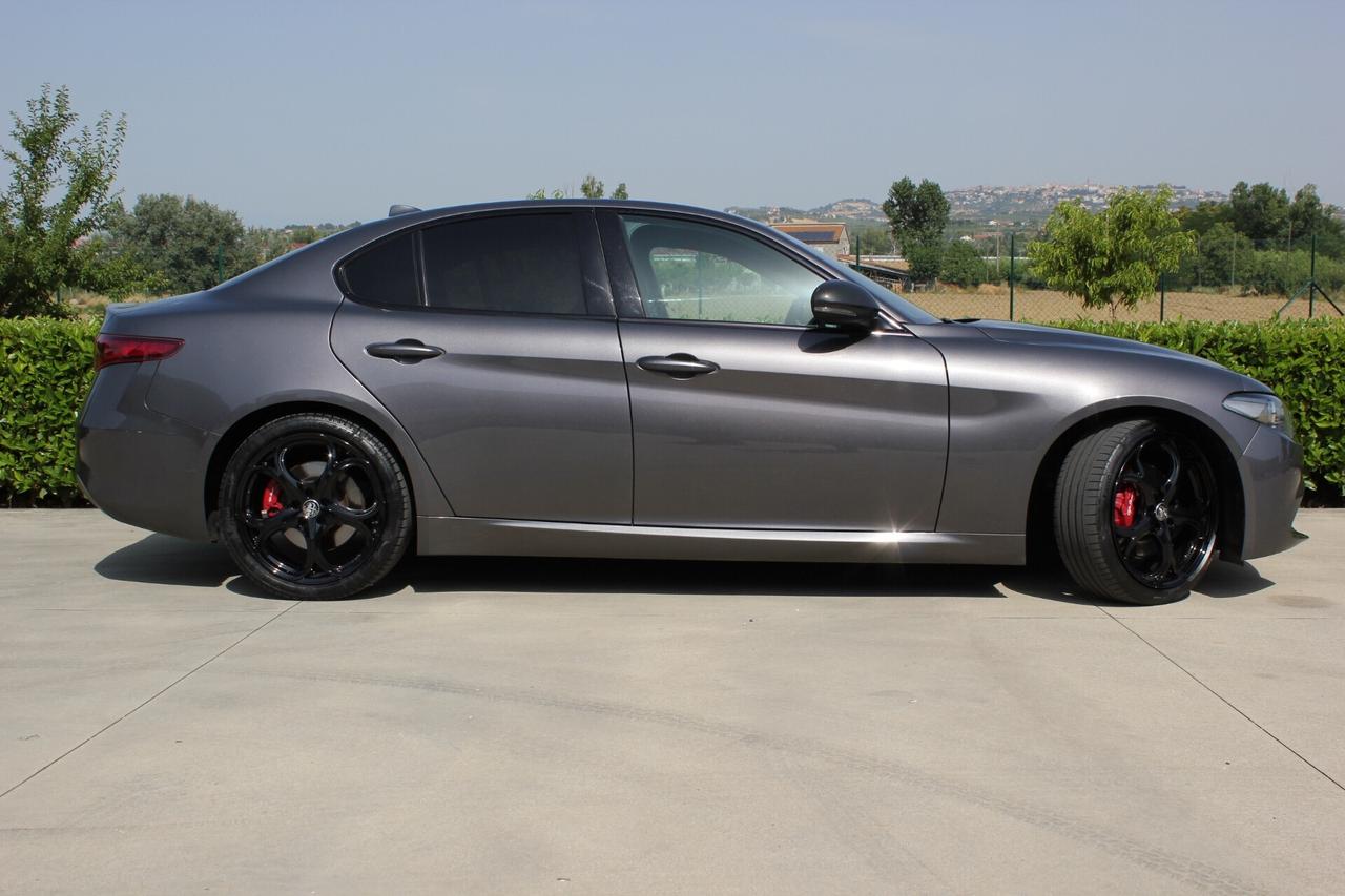 Alfa Romeo Giulia 2.2 Turbo Diesel Business B-Tech Aut.