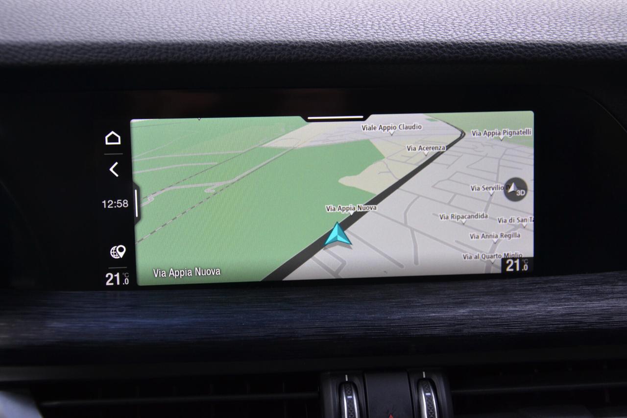 Alfa Romeo Stelvio 2.2 160CV AT8 *FULL LED+NAVI+PDC+RCAM+F1+PRIVACY*