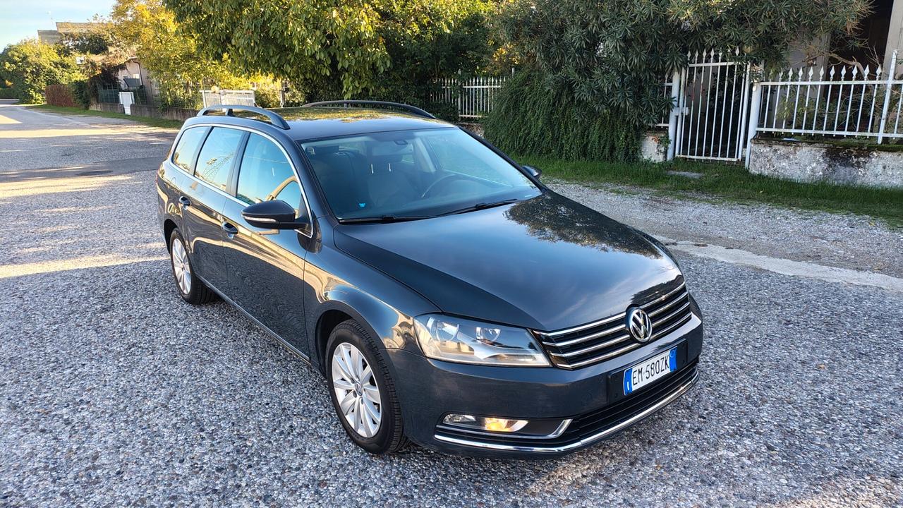 Volkswagen Passat Var. 1.6 TDI BlueMotion Tech. NAVIPLUS