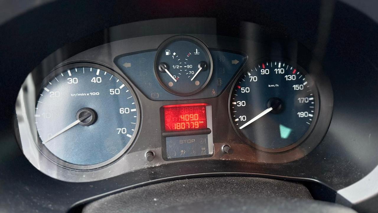 Citroen Berlingo 1.6 BENZINA 5 POSTI NEOP.