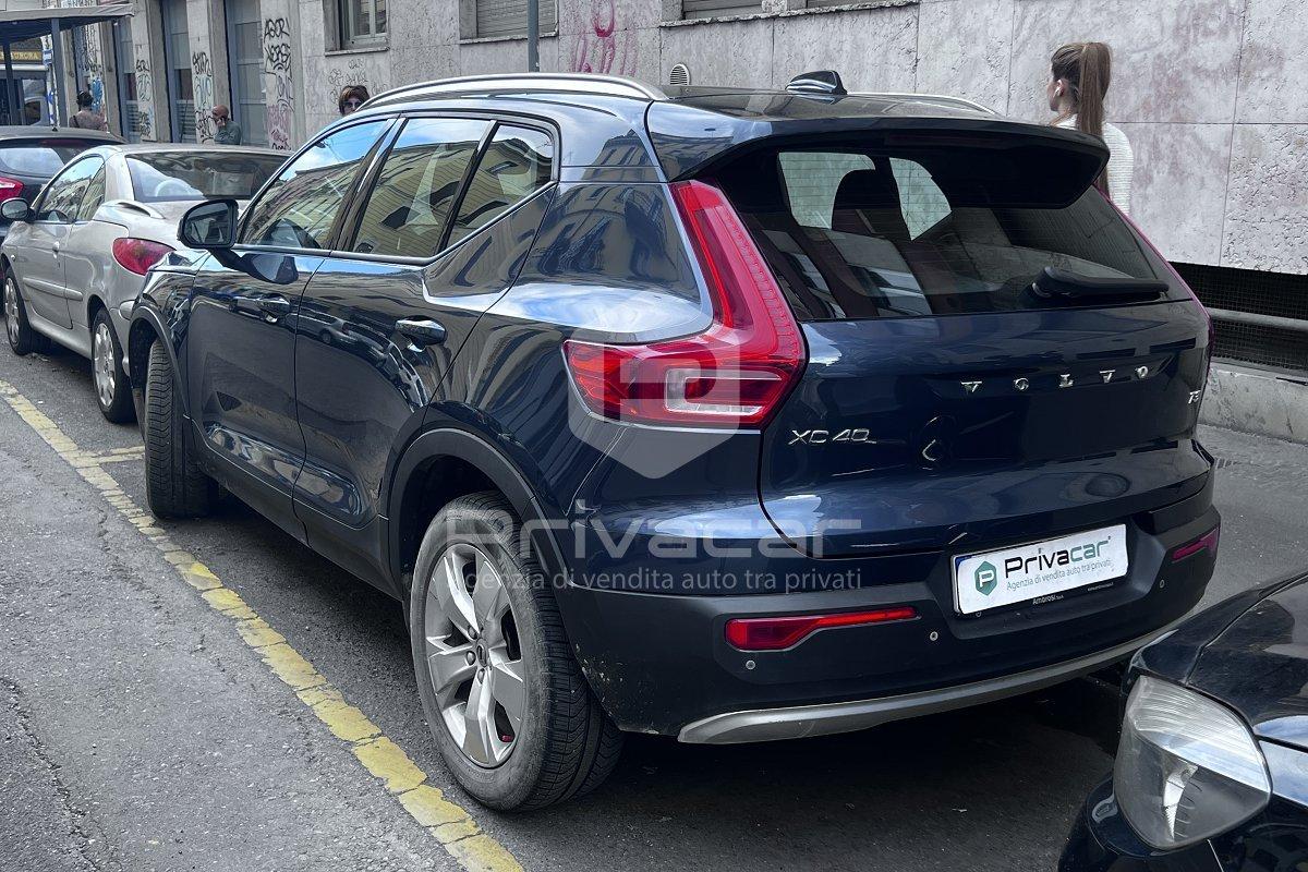 VOLVO XC40 T3 Geartronic Momentum Pro