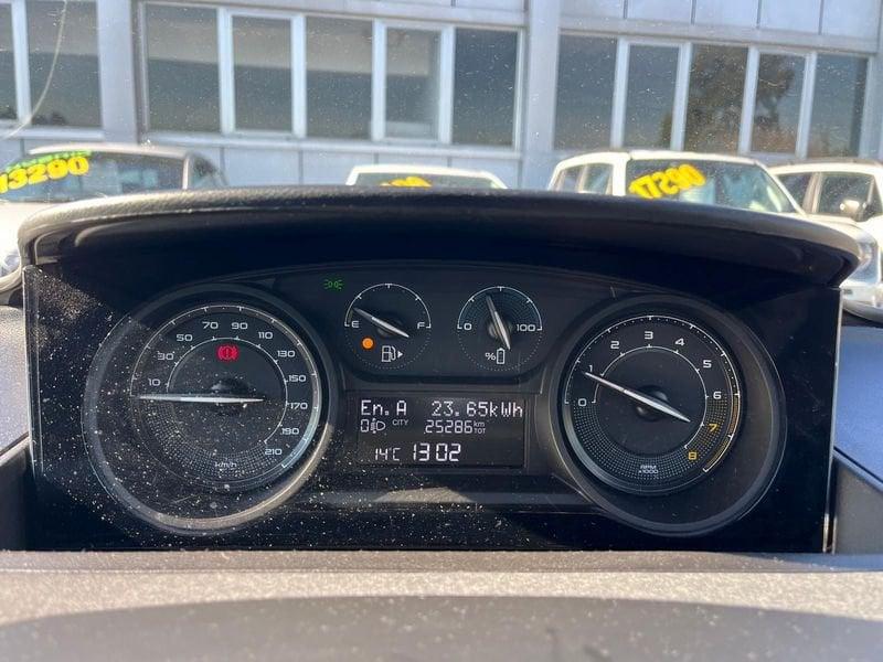 Lancia Ypsilon Ypsilon 1.0 FireFly 5 porte S&S Hybrid Silver