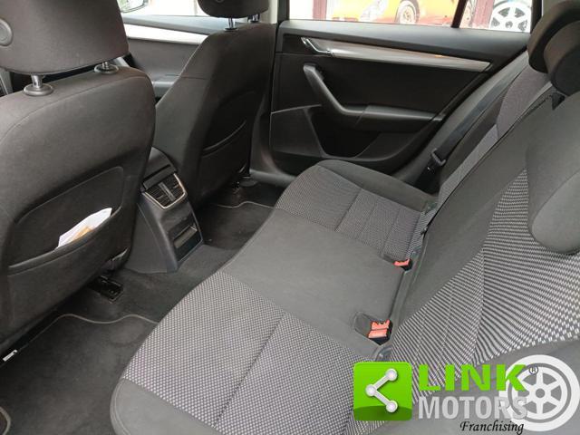 SKODA Octavia 2.0 TDI CR DSG Wagon Style