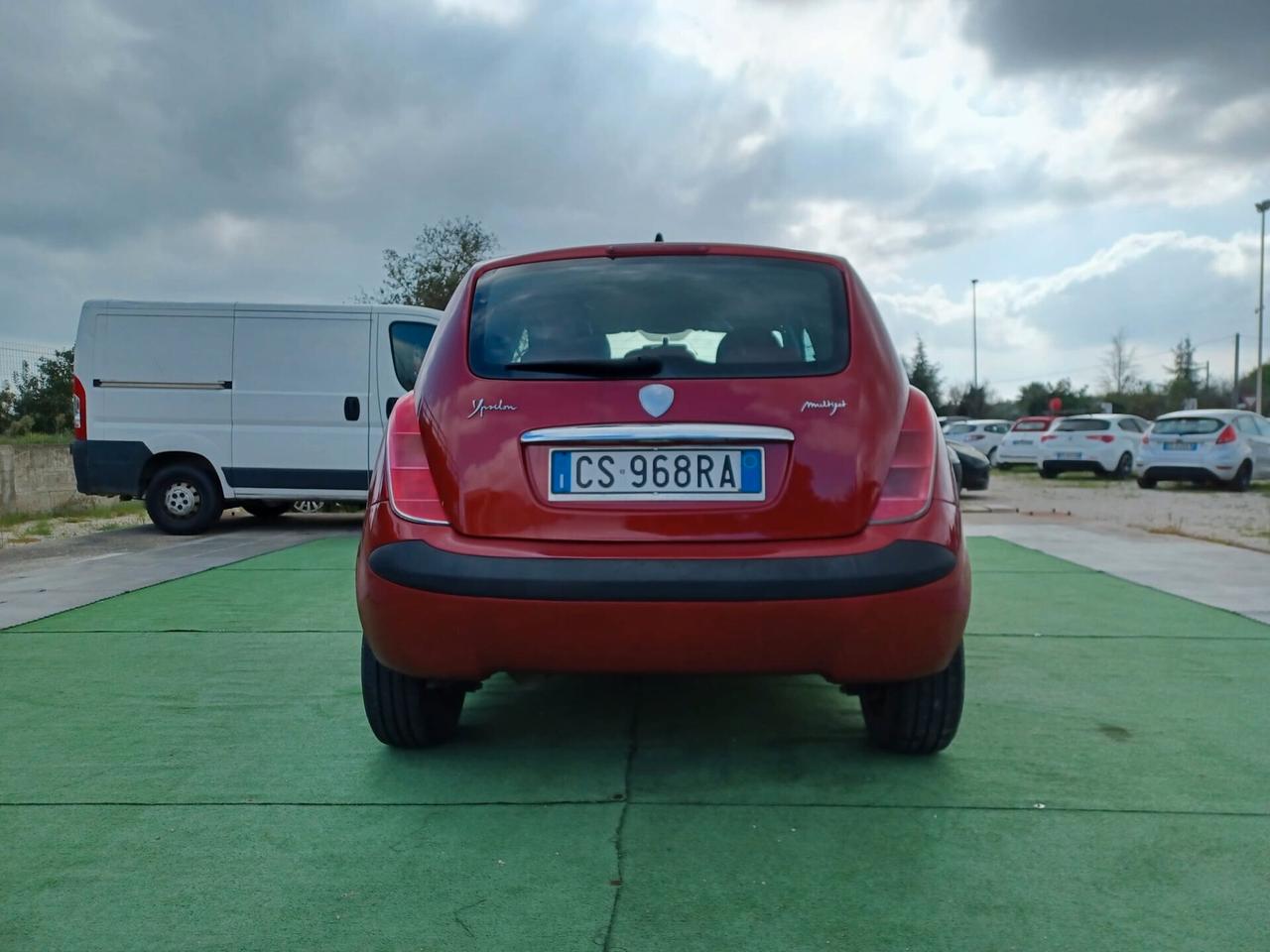 Lancia Ypsilon 1.3 Multijet Platino NEOPATENTATI