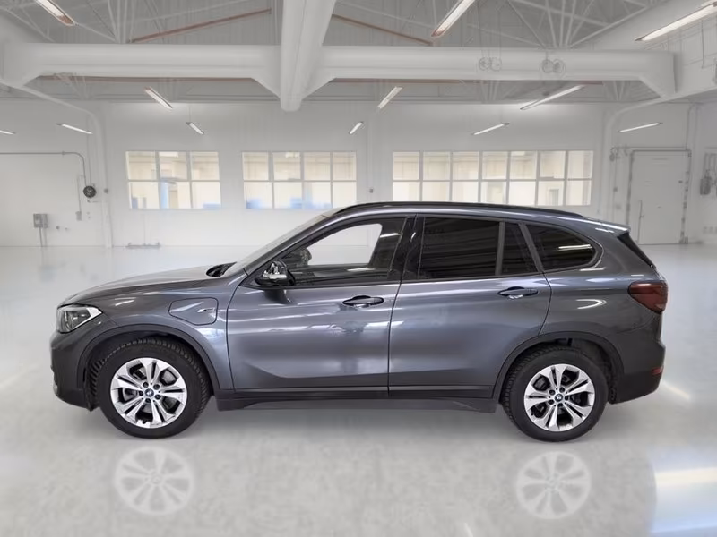 BMW X1 XDRIVE 25E BUSINESS ADVANTAGE AUTOMATICO SUV