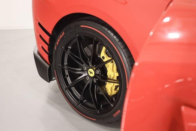 Ferrari 812 Competizione 1 of 999