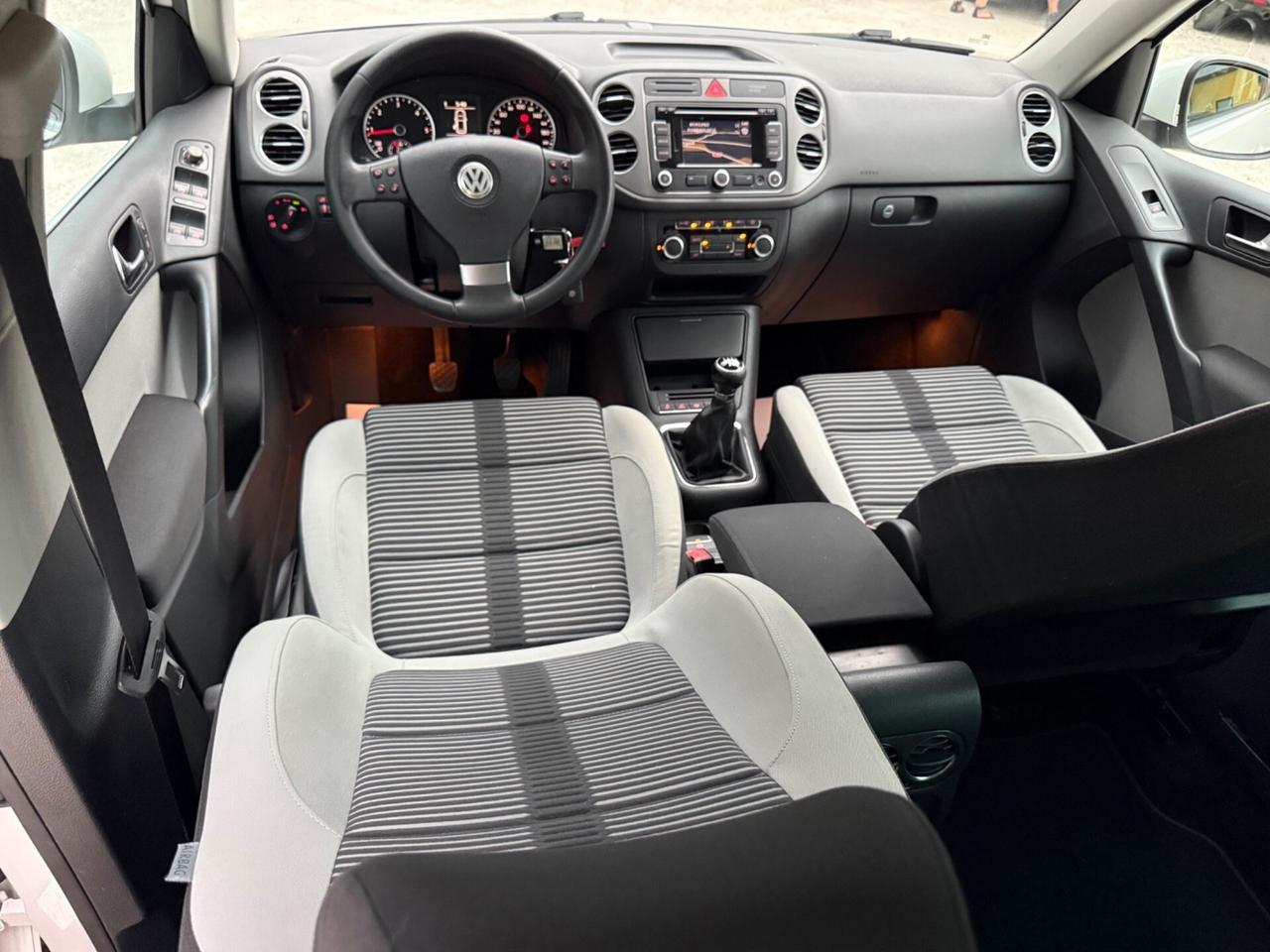 Volkswagen Tiguan 2.0 TDI DPF 4MOTION Sport & Style