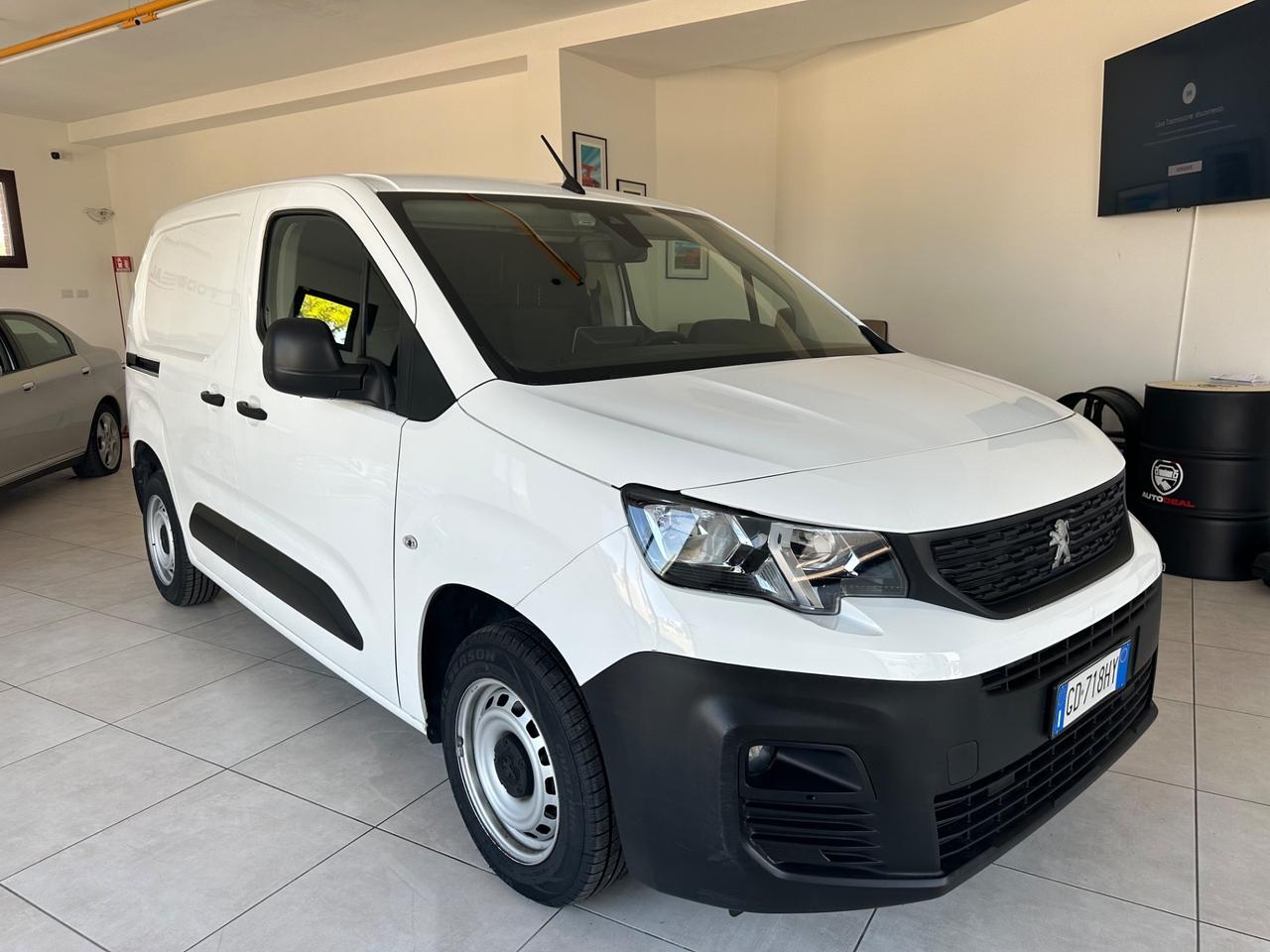 Peugeot Partner 1.5 Hdi 100CV 3 POSTI