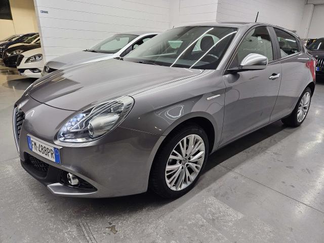 Alfa Romeo Giulietta 1.6 jtdm Super 120cv NEOPATENTATI