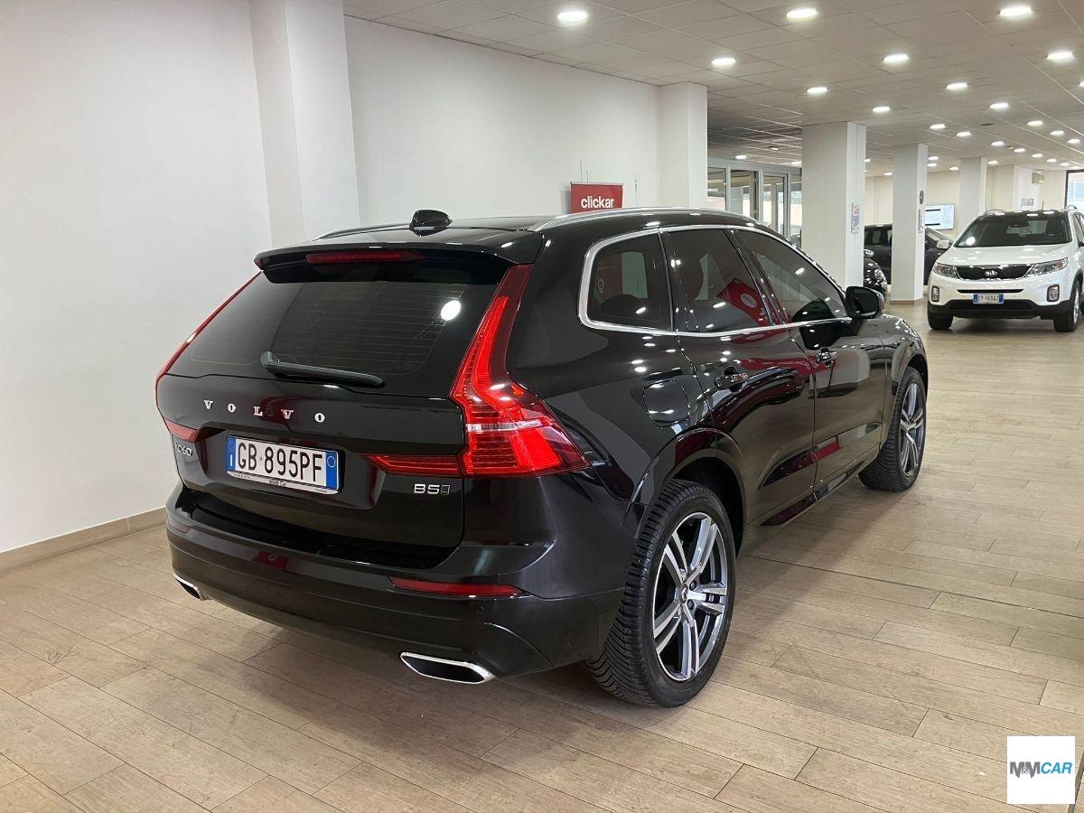 VOLVO - XC60 - B5 AWD Geartronic Business Plus