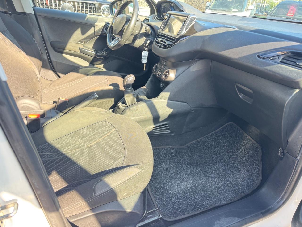 Peugeot 208 1.4 HDi 68 CV 5 porte Active