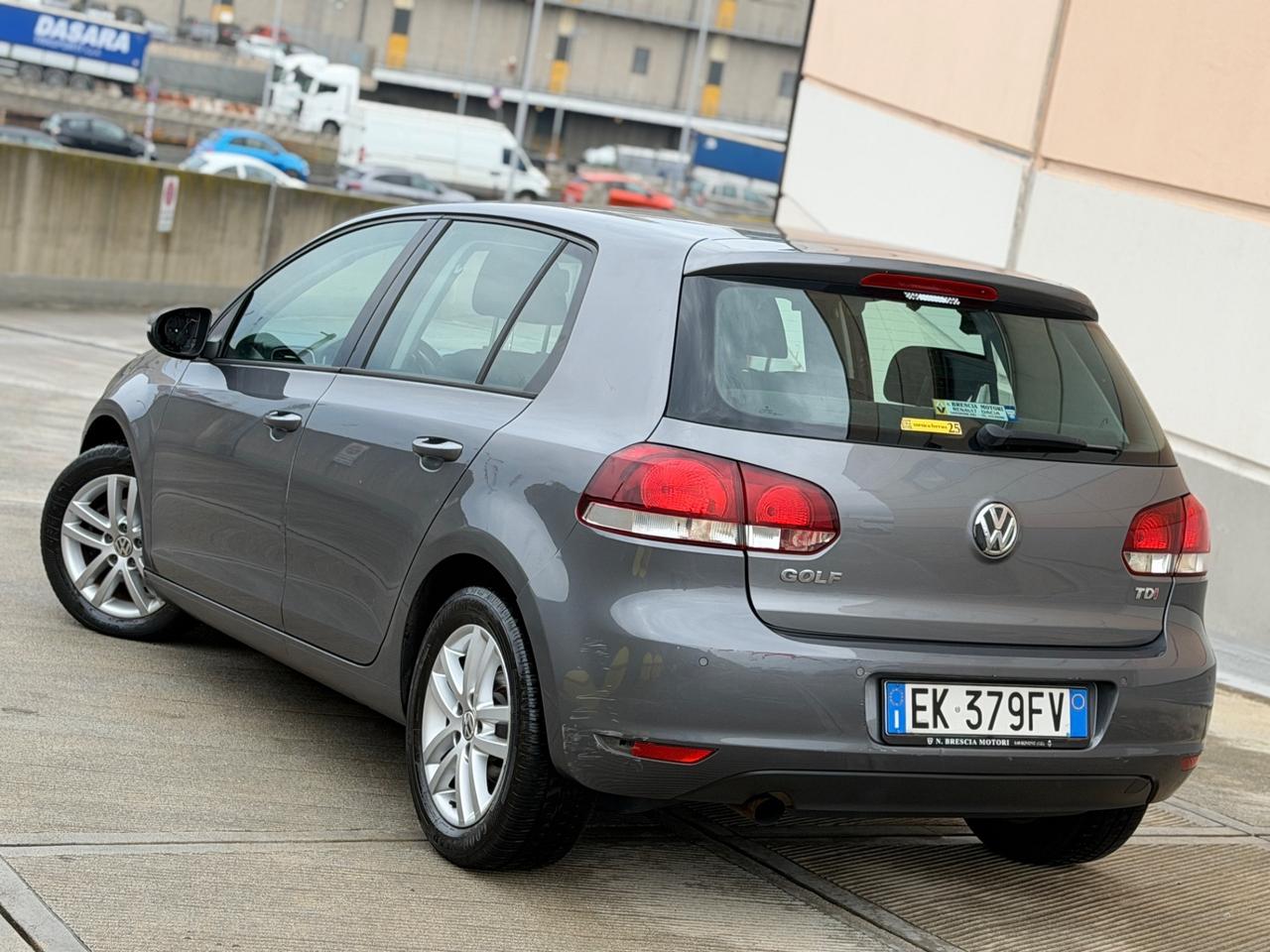 Volkswagen Golf 1.6 TDI 110 cv neopatentati 2011