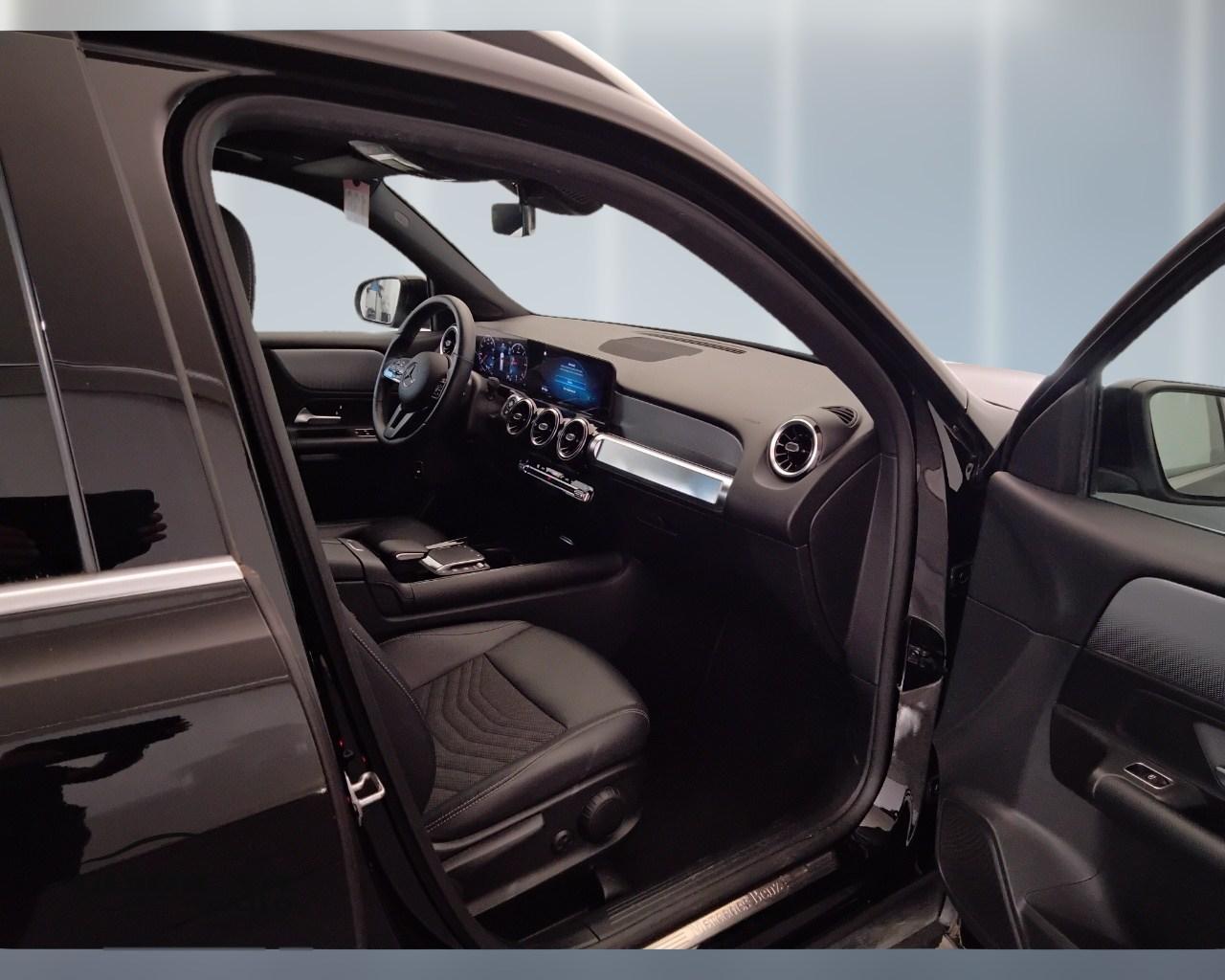 Mercedes-Benz GLB - X247 2019 - GLB 180 d Business Extra auto