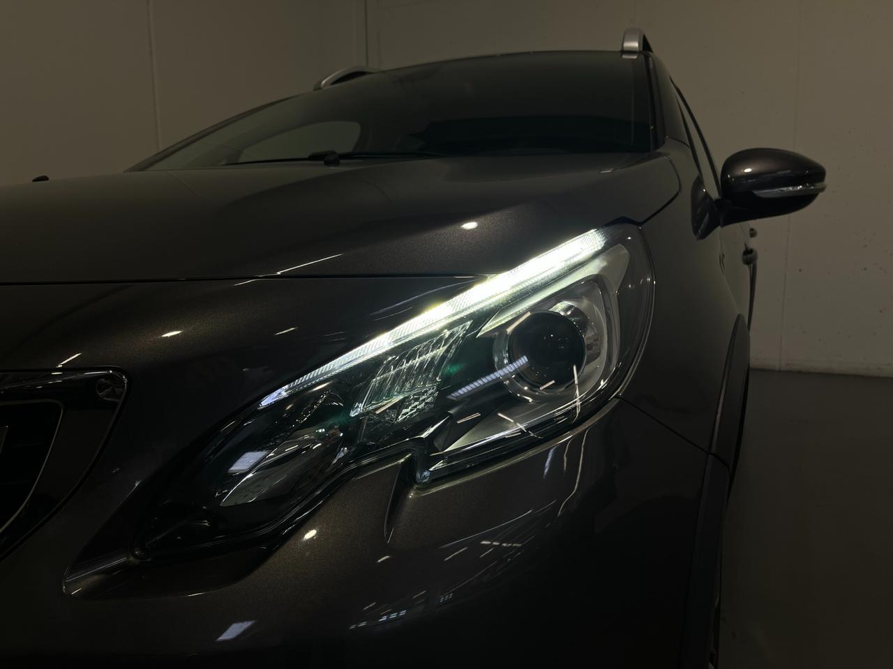 PEUGEOT 2008 1.2 PURETECH ALLURE