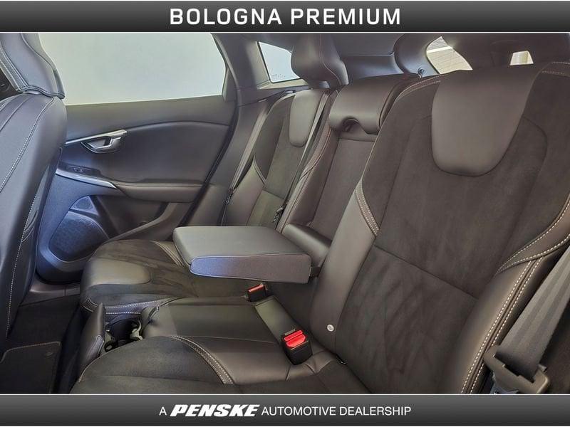 Volvo V40 T3 Geartronic R-design