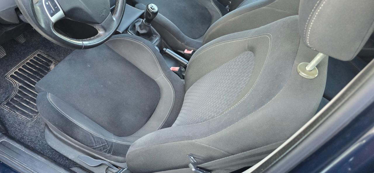 Fiat Punto 1.3 MJT II S&S 95 CV 5 porte Street
