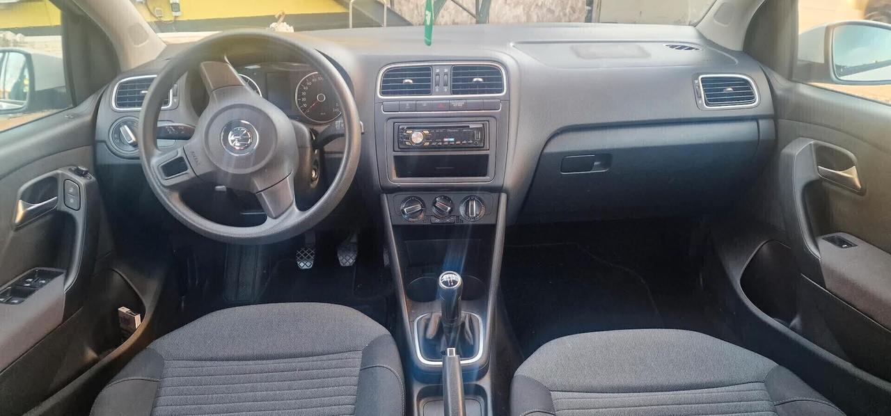 Volkswagen Polo 1.4 5 porte Highline NEOPATENTATI