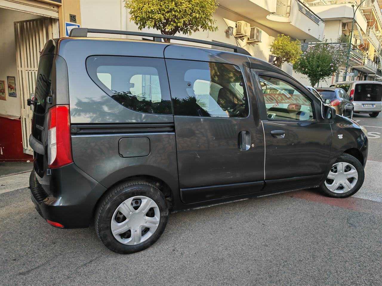 DACIA DOKKER 1.5 DCI CV75 KW55 LAUREATE FULL