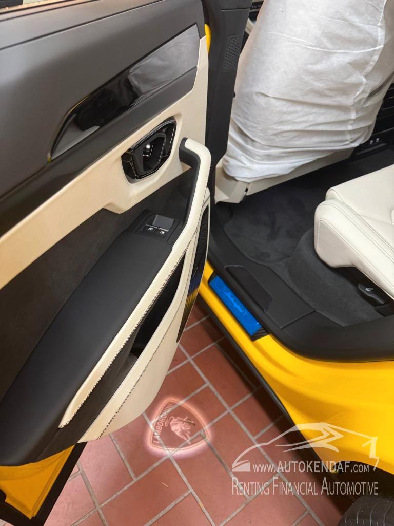 Lamborghini Urus 4.0 V8 phev SE auto