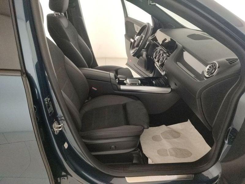 Mercedes-Benz GLA 180 d Premium auto