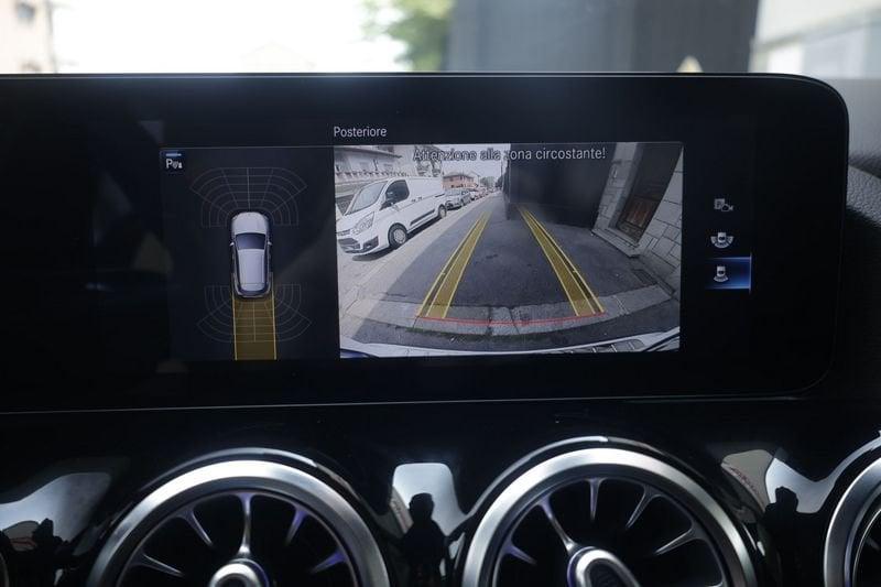 Mercedes-Benz GLA Mercedes-Benz GLA 200 d Automatic 4Matic Premium Tetto Panoramico Unicoproprietario