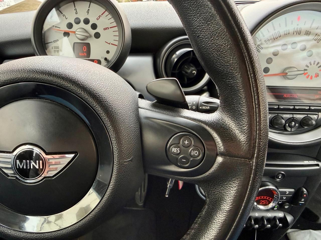 MINI Cooper SD 2.0 auto 143cv