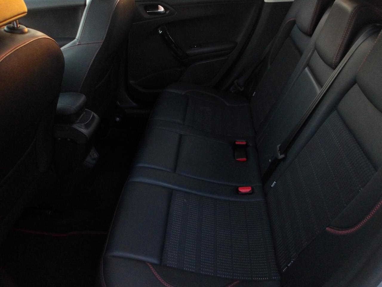 PEUGEOT 2008 1.2 BENZ-GT LINE-AUTO-NAVI