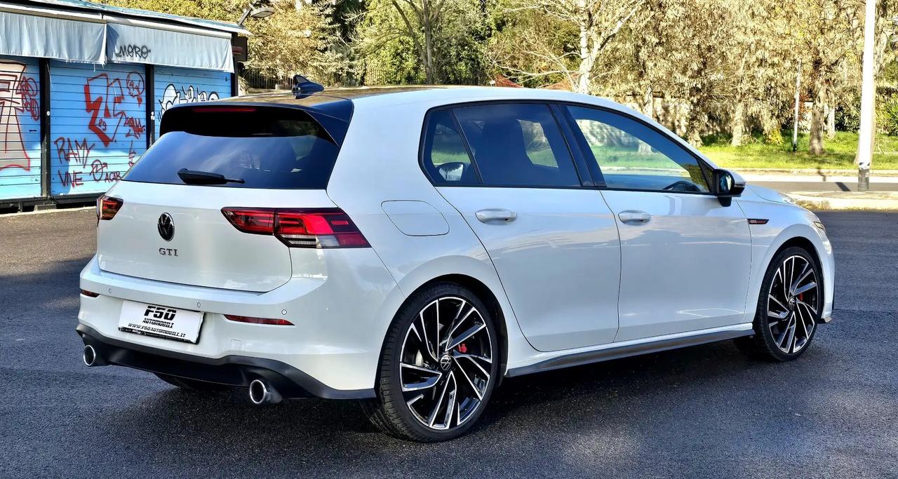Volkswagen Golf GTI 2.0 tsi 245cv dsg