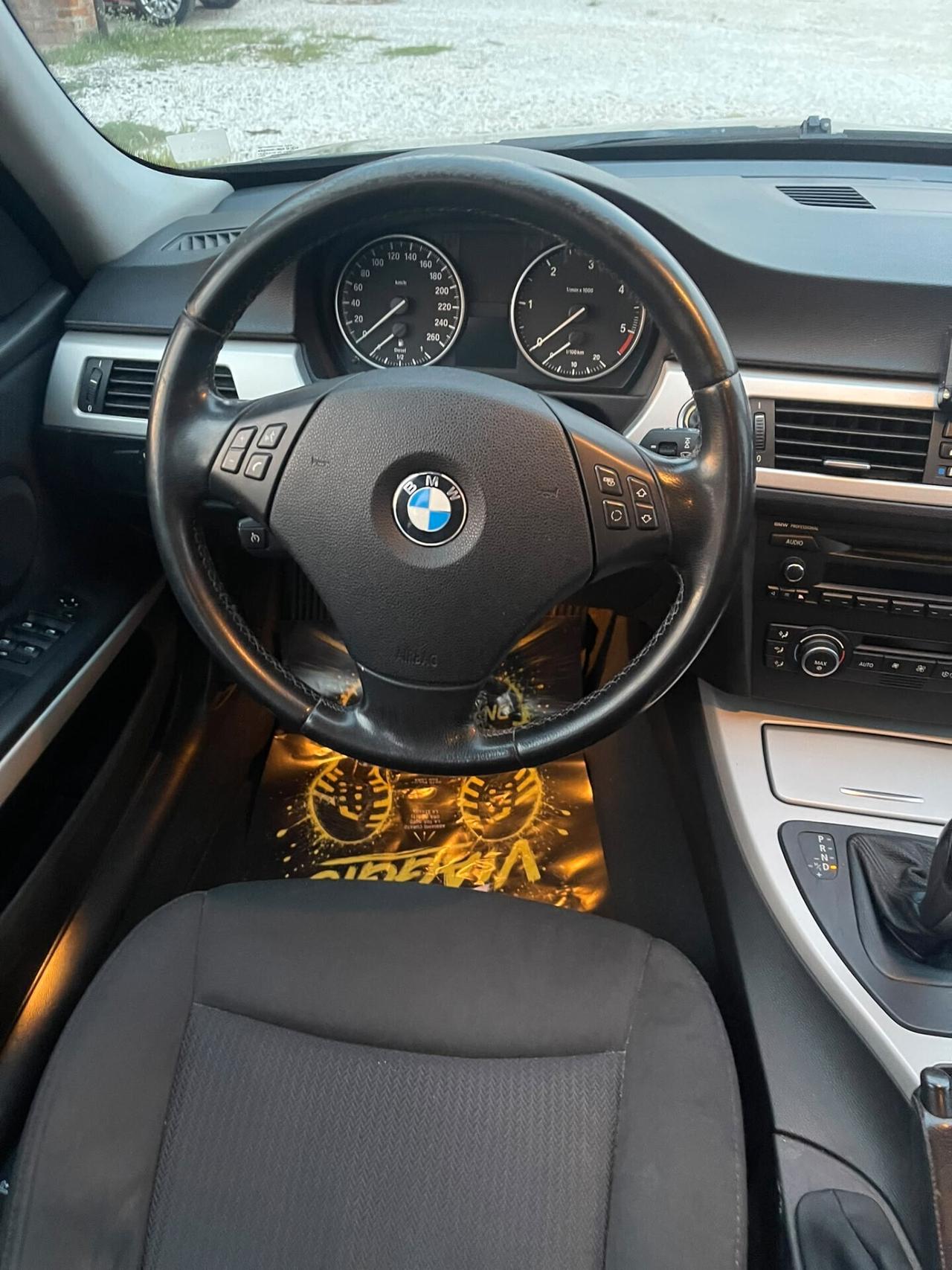Bmw 320 320d cat Touring Attiva
