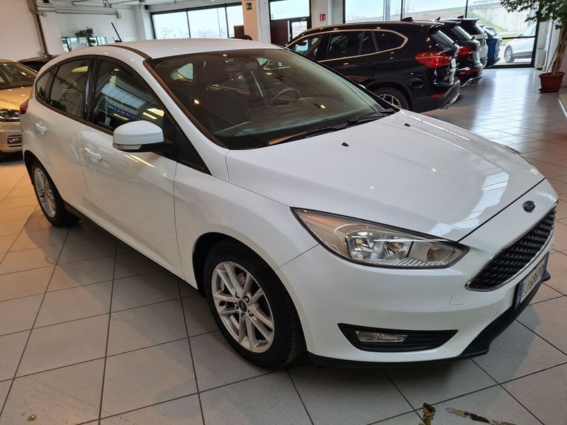 Ford Focus 1.5 TDCi 95 CV S&amp;S Business IVA ESPOSTA!NAVI!PDC!