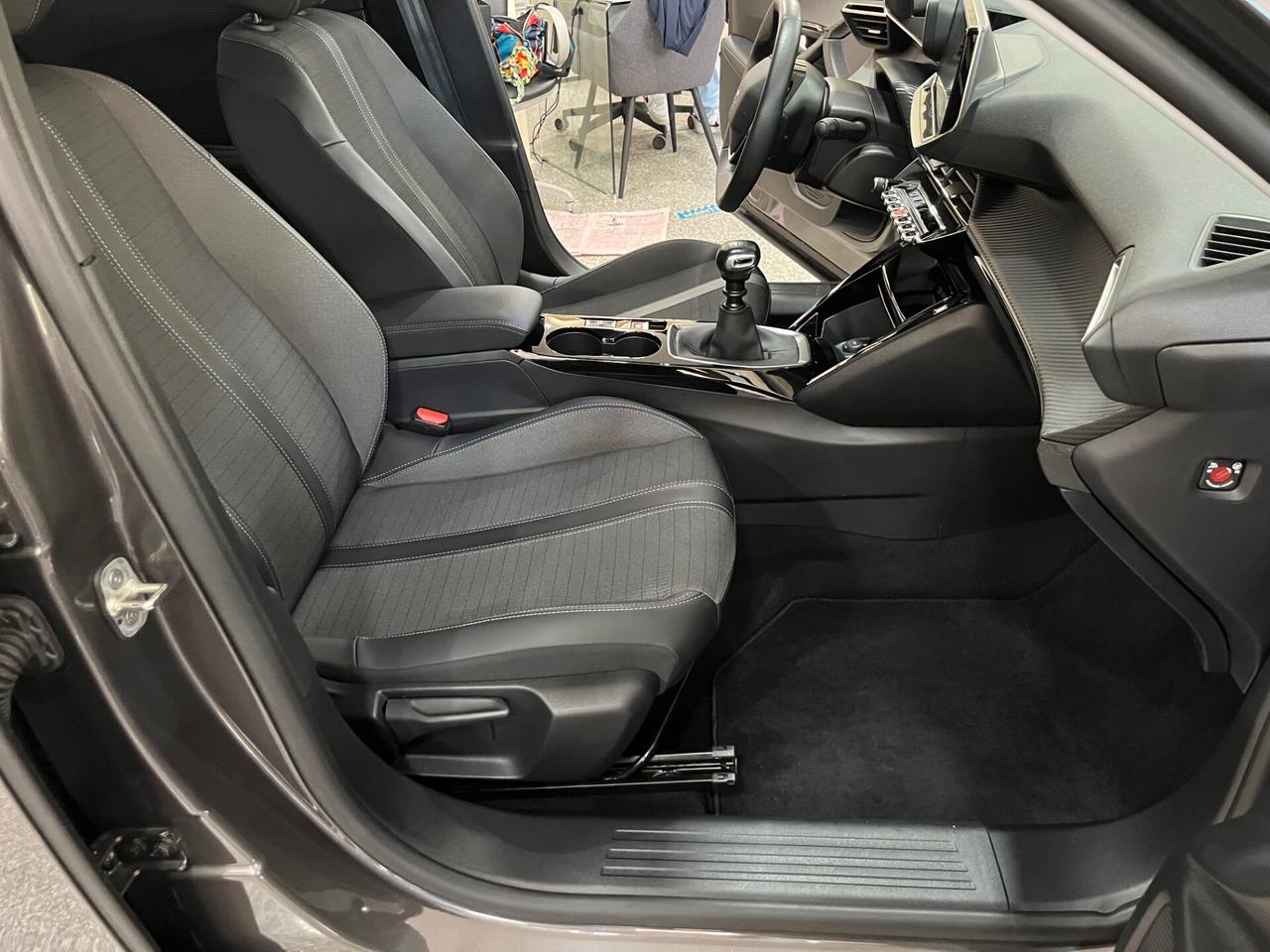 Peugeot 2008 BlueHDi 110 S&S Allure Pack